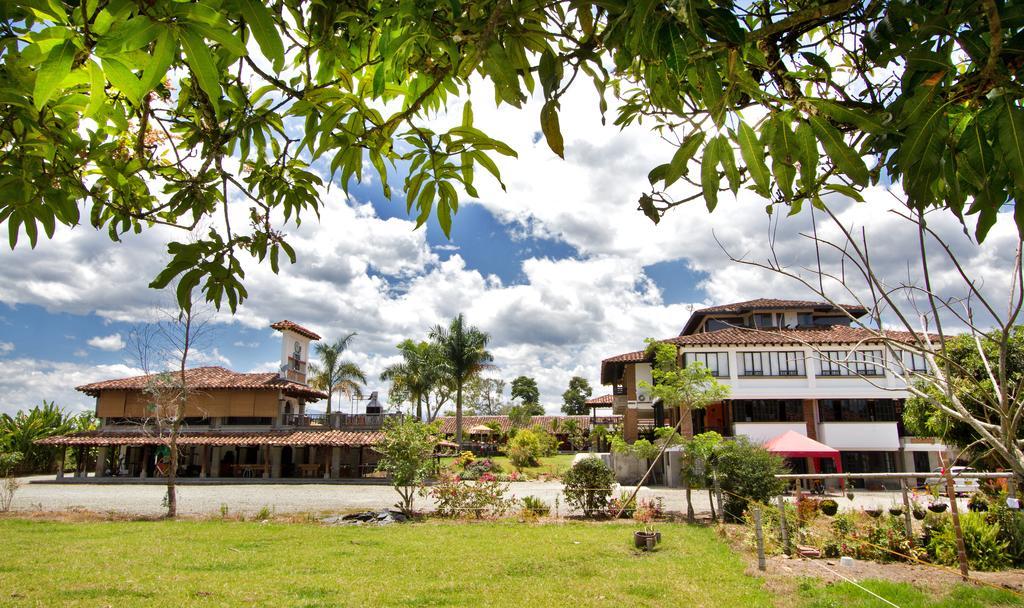Finca Hotel La Esperanza Montenegro Exterior photo